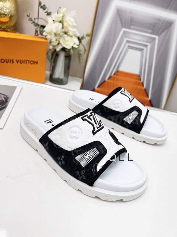 Louis Vuitton Women's Slippers 74